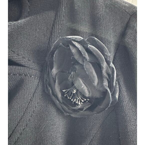 New St John Caviar Black Jacket Cropped Women’s Sparkle Button Flower Size 12 - Picture 2 of 10